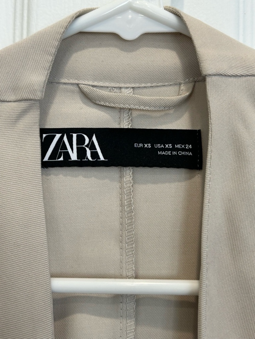 Zara Beige Drape Collar Asymmetric Blazer w/ Buckle Sleeves Sz 2-6 - Picture 5 of 6